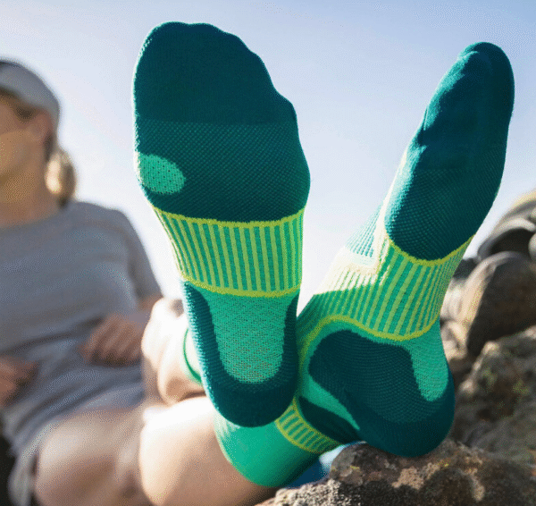 Bauerfeind Outdoor Performance Mid Cut women's socks - Image 12