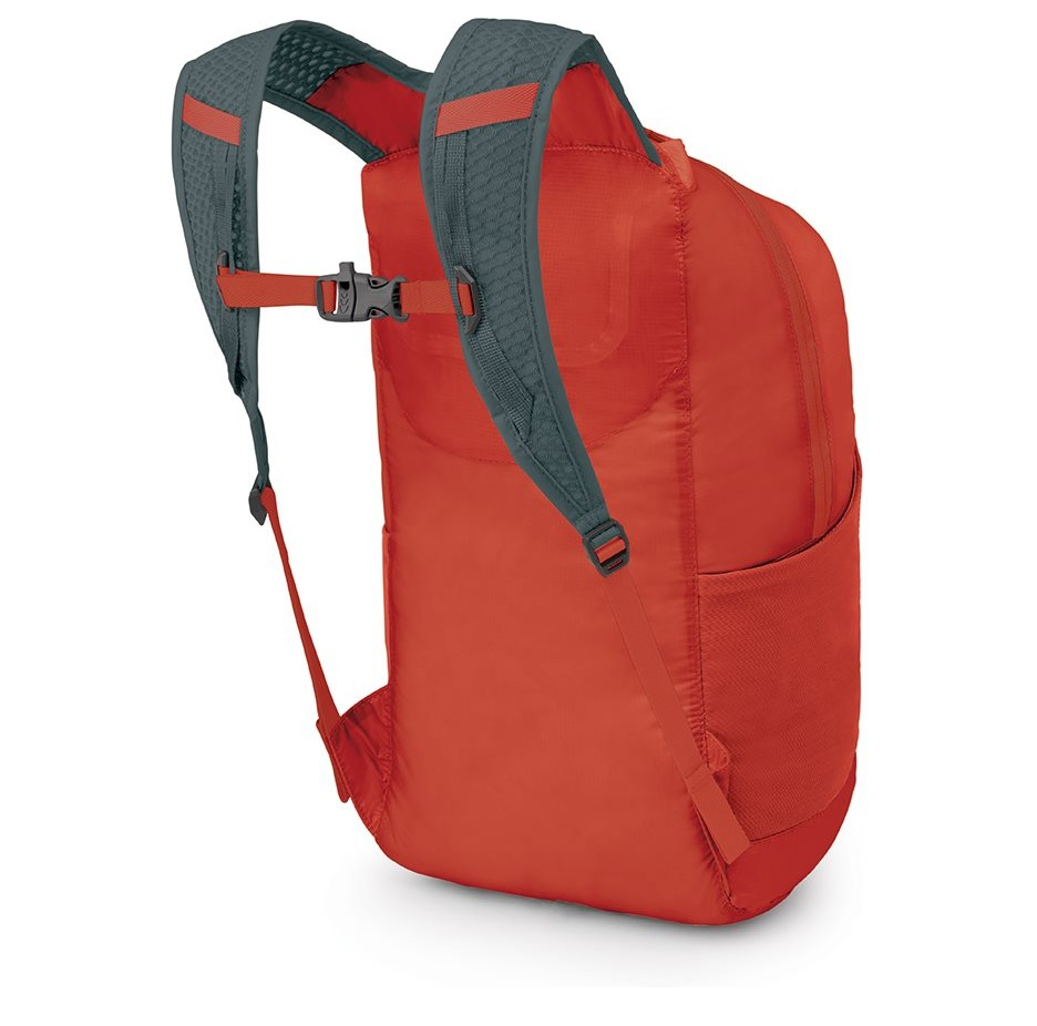 30AD8C95-8367-450F-92C3-B0A363E67356