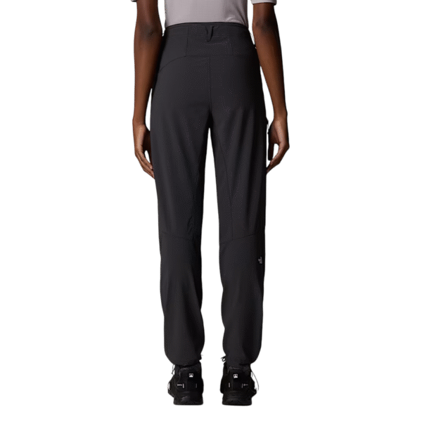 3C57C2FE-D97A-4281-8536-0F9BCEA6E5EC