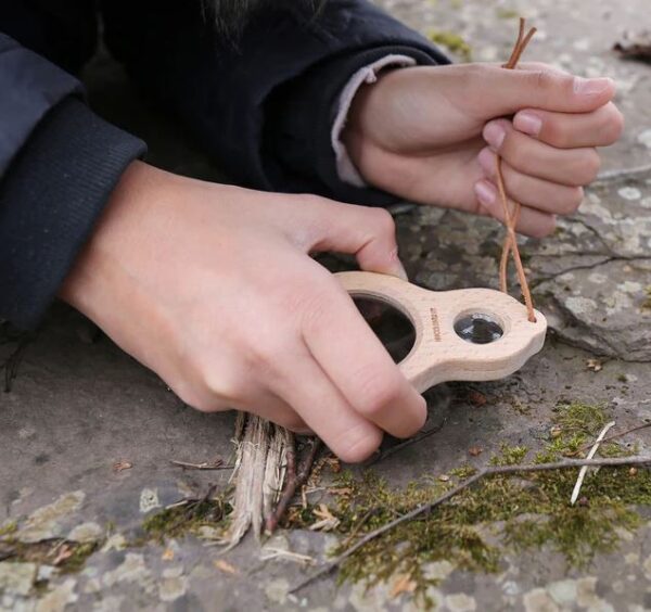 Kikkerland Huckleberry Dual Magnifier Magnifying Glass - Image 5