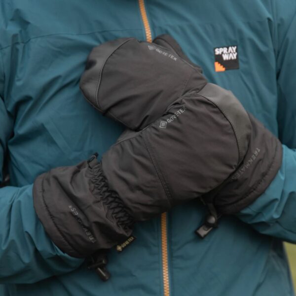 5D841F7F-3670-4C50-968D-99EC1F2042A1