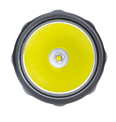 Nextorch C4 LED 700 lumen flashlight - Image 4