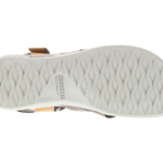 7E583C8D-5042-490E-98C1-AACD84BD2E13