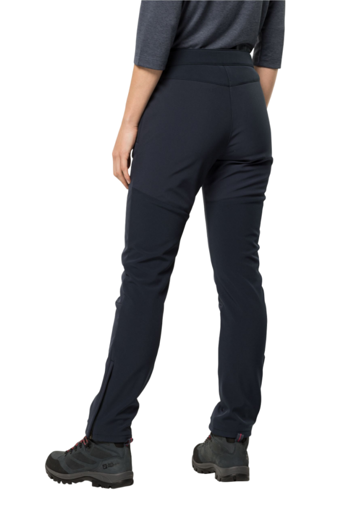 8FBBF69E-DA0A-4A08-ACA0-16A4672B1ABD