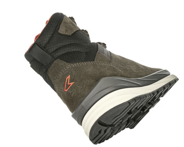 E9E11E10-A819-4269-AE37-F3E3BE4429FB